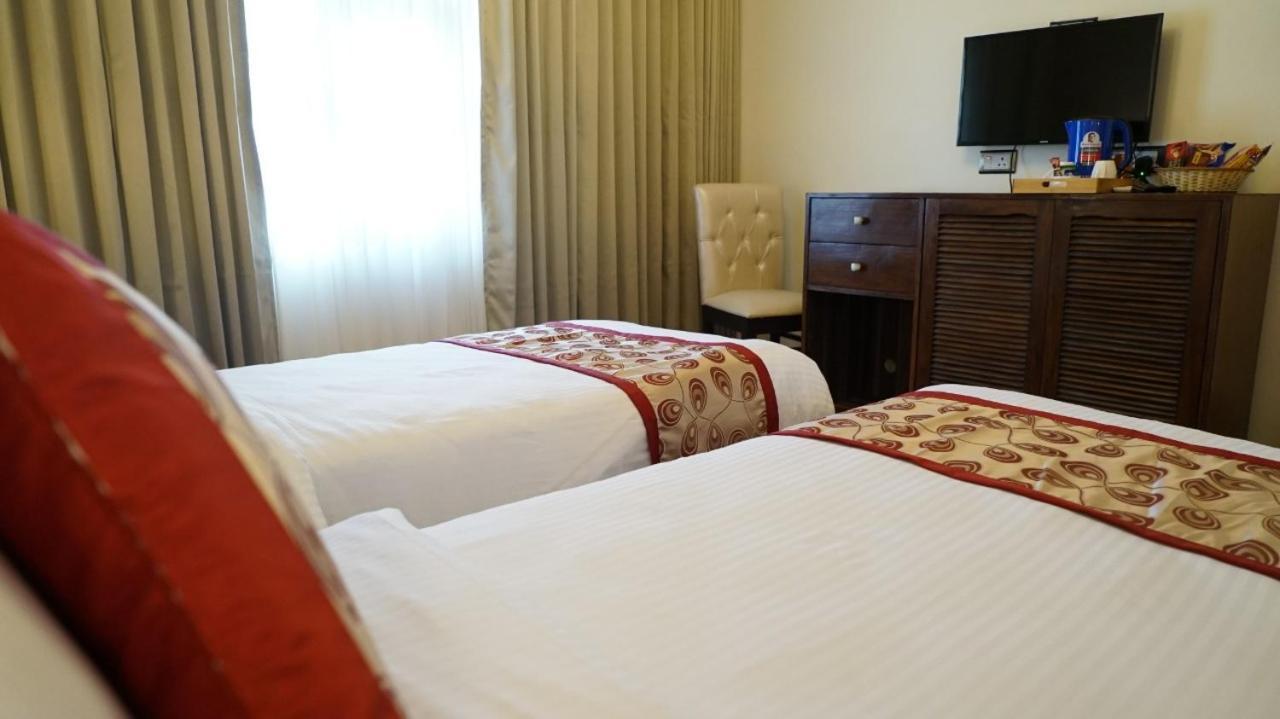 Hotel Sukh Mehal Jalandhar Dış mekan fotoğraf